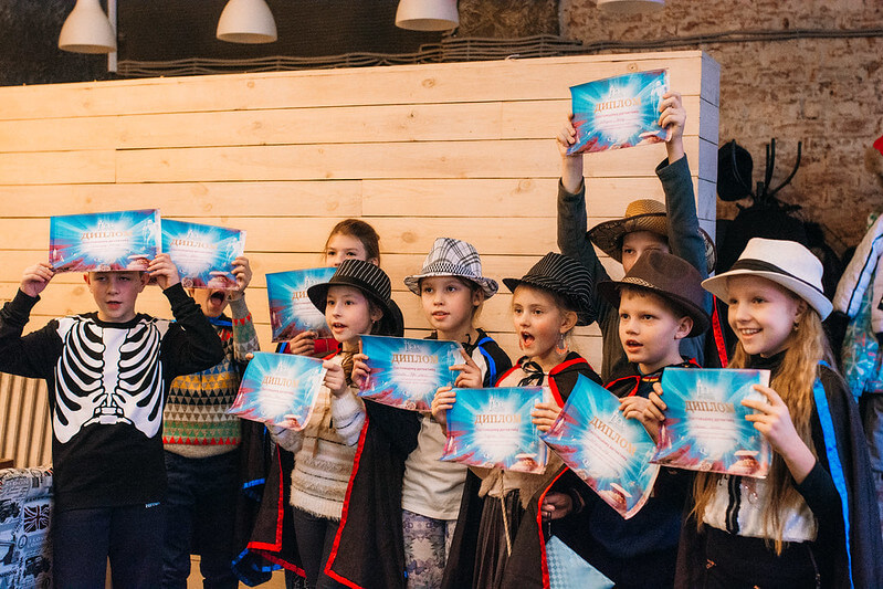 Как отметить Новый год классом — идеи для младших школьников в Тюмени