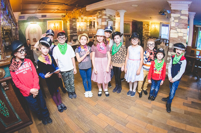 Сценарии квестов на 8 марта в Tyumen