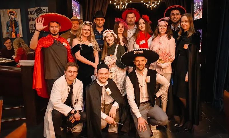 Корпоратив на Новый год 2026 в Тюмени — как развлечь коллег, не нарушив трудовой кодекс