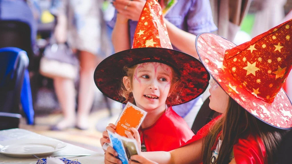 Выездной квест для детей &laquo;Два королевства&raquo;<span class='mob'>: может быть, применим магию?</span> 